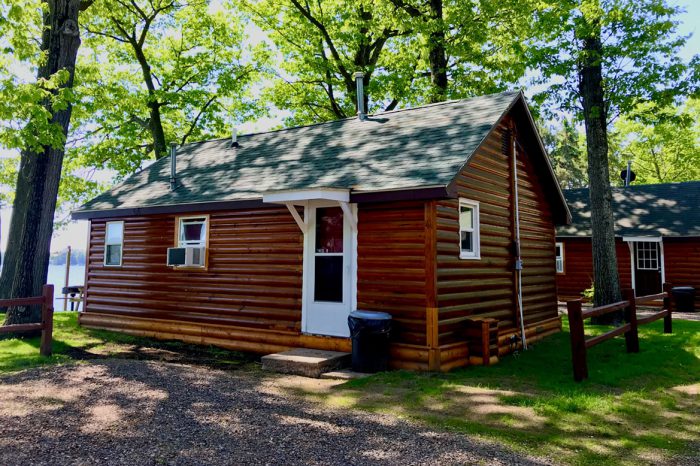 Cabin 4 at Chief Lake Lodge in Hayward, WI